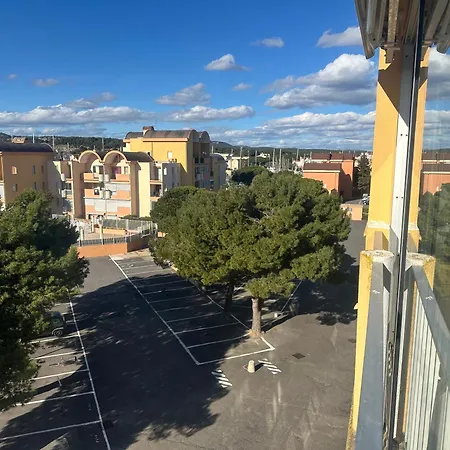 Apartment Superbe 2 Pieces Climatise Avec Piscines Gruissan