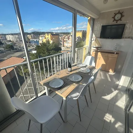 Superbe 2 Pieces Climatise Avec Piscines Gruissan