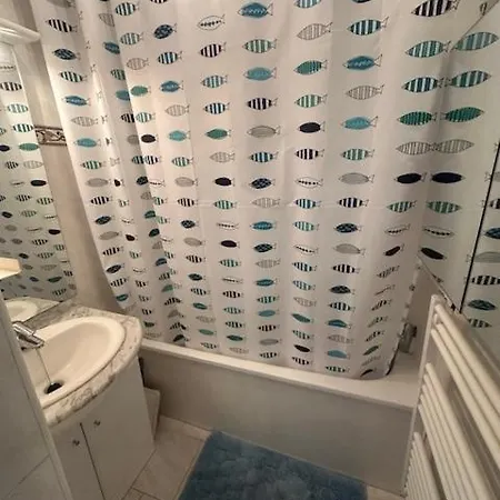 Apartment Superbe 2 Pieces Climatise Avec Piscines